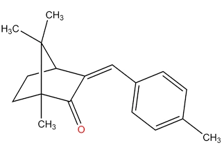 (±)-1,7, 7-trimetil-3-[(4-metilfenil) metilene] biciclo [2.2.1]heptan-2-one