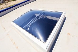 Quali materiali danneggia i raggi UV?